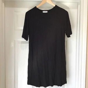 UNIVERSAL STANDARD x J. CREW Black Mini Dress Small Tee Shirt Chic